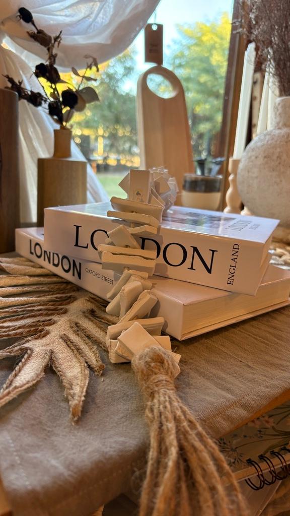 Miniatura 2 de 2 Libros caja ciudades London