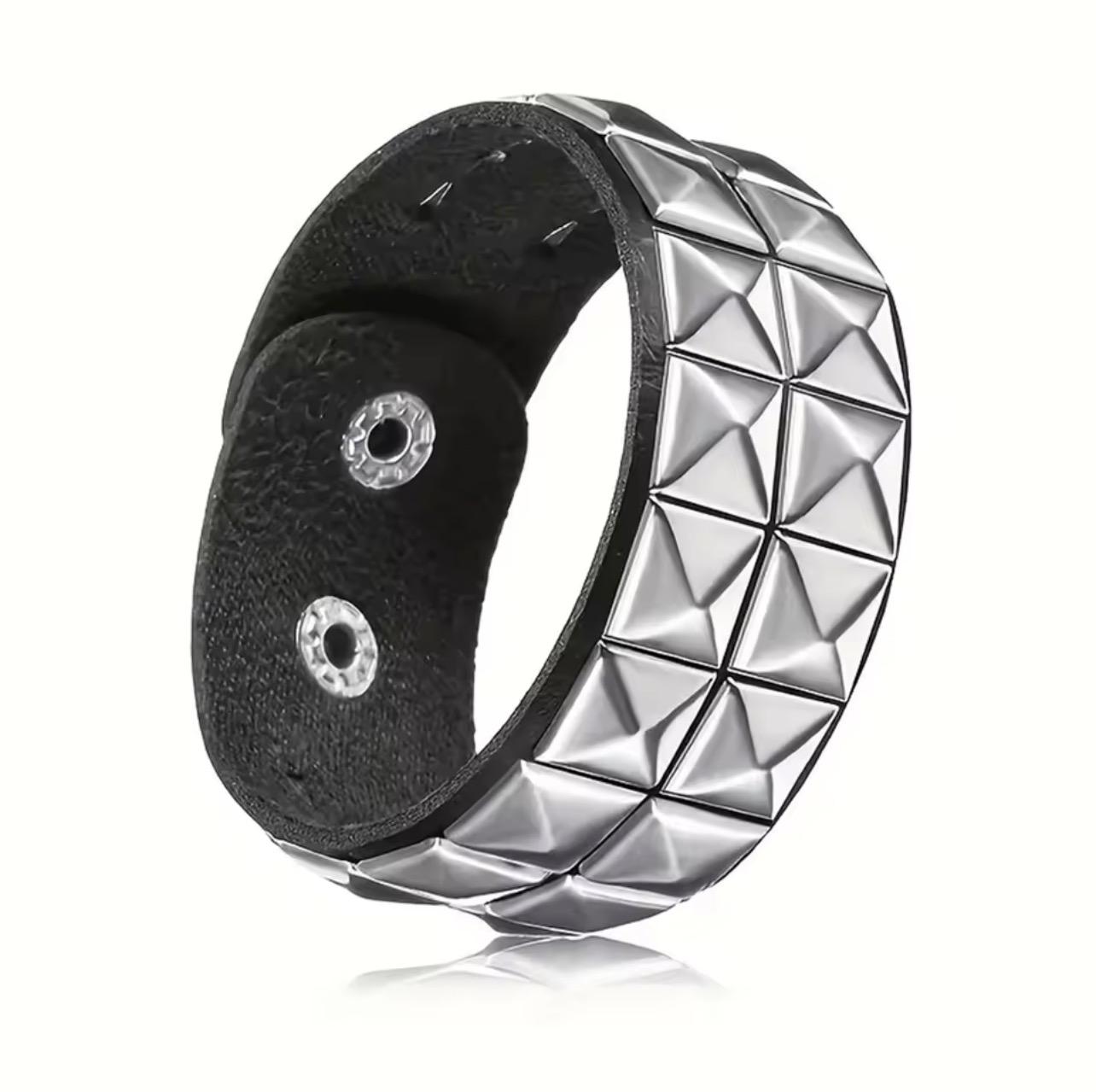 Brazalete con Tachas Doble