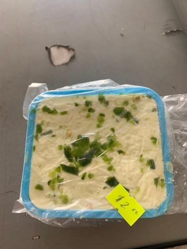 12 oz queso con chile