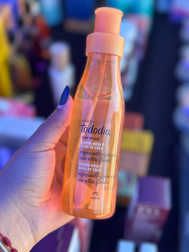 Body splash mango rosa y agua de coco