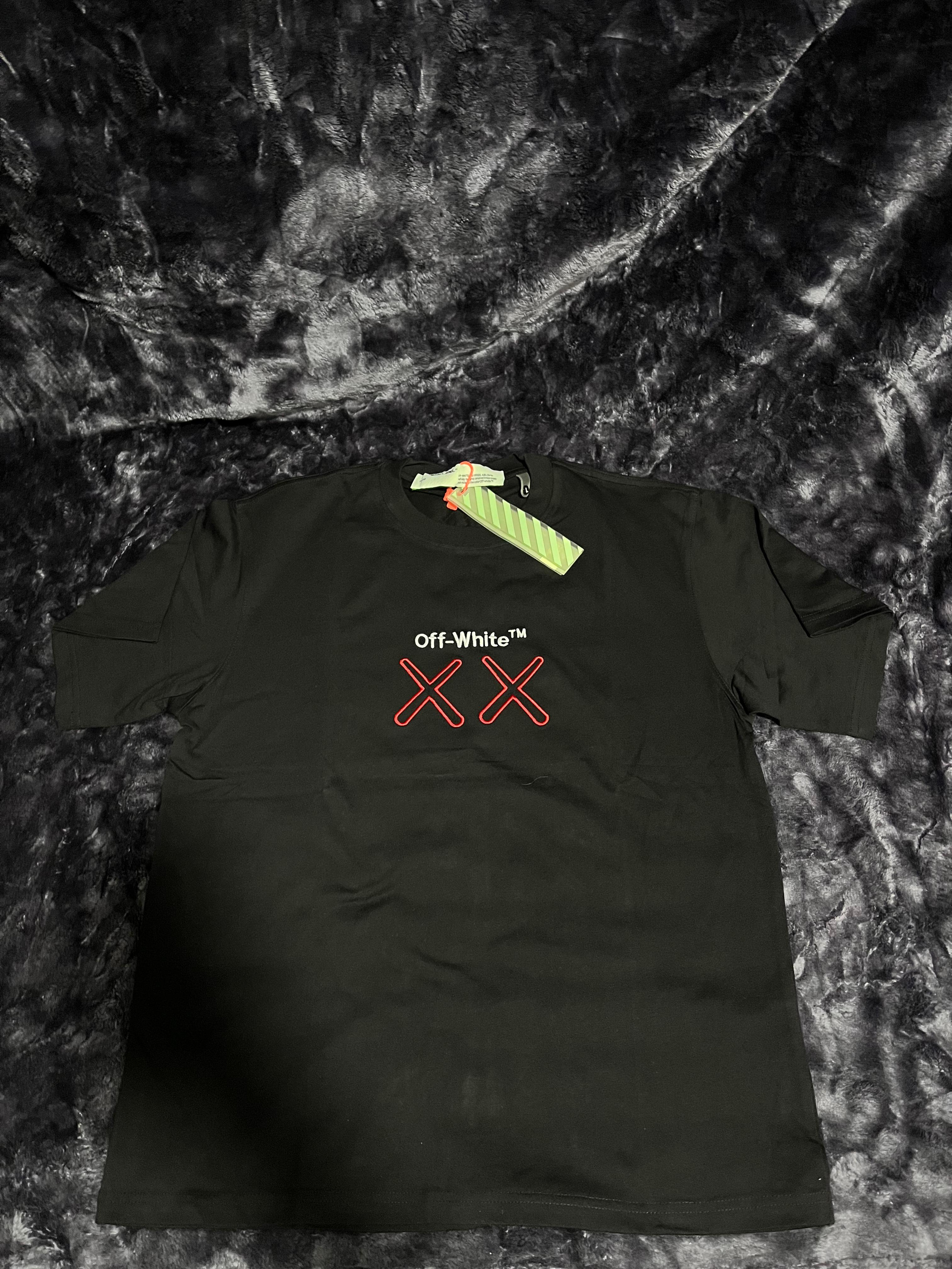 Camisa Off-White negra