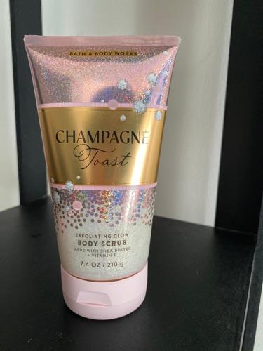 Bath & Body Exfoliante Champagne 210g