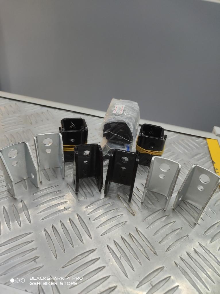 Bases posapiés/par para Gsr 600