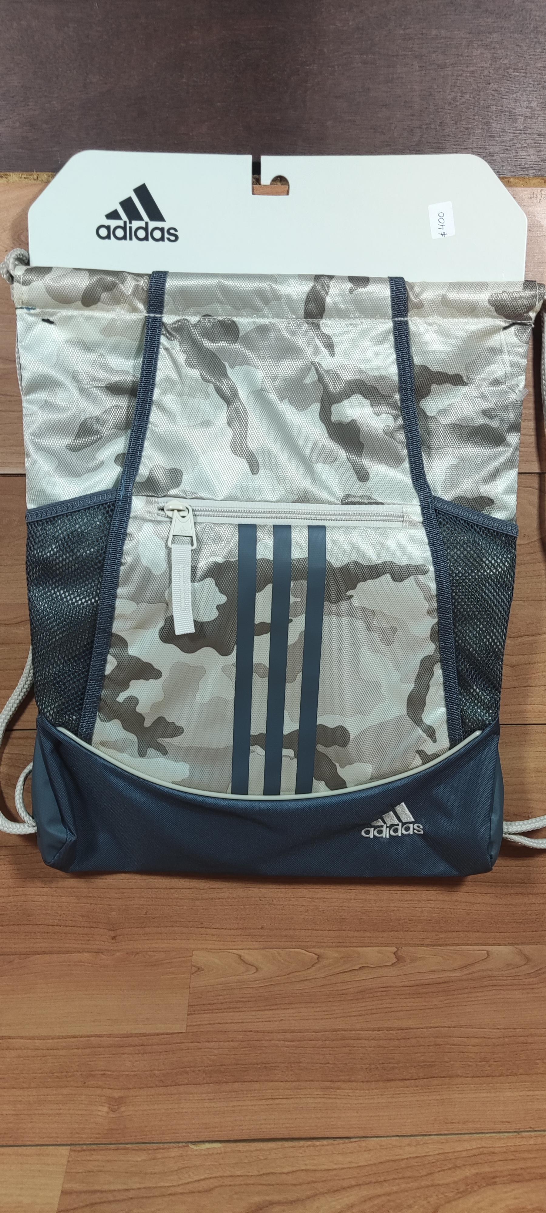 Bolsa deportiva Adidas Camuflajeada