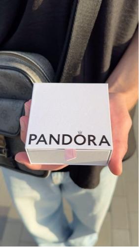 Caja Pandora