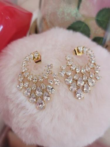 Aretes