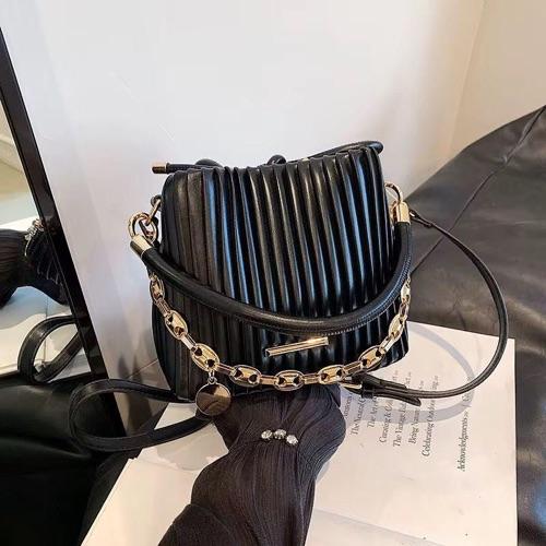 Bolso cadena negro