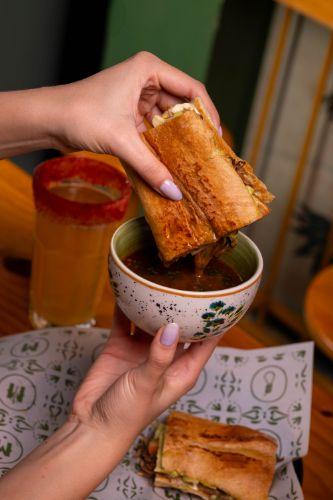 Caldo de birria