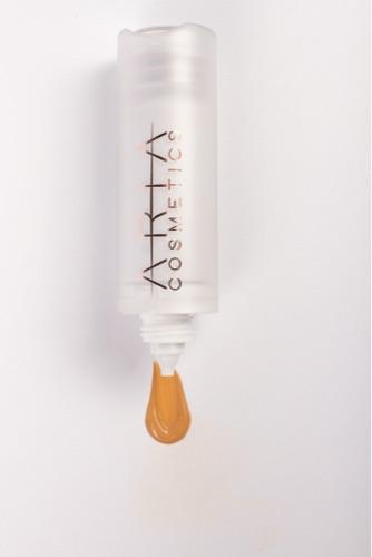 Base soft matte, tono 04. Aria Cosmetics