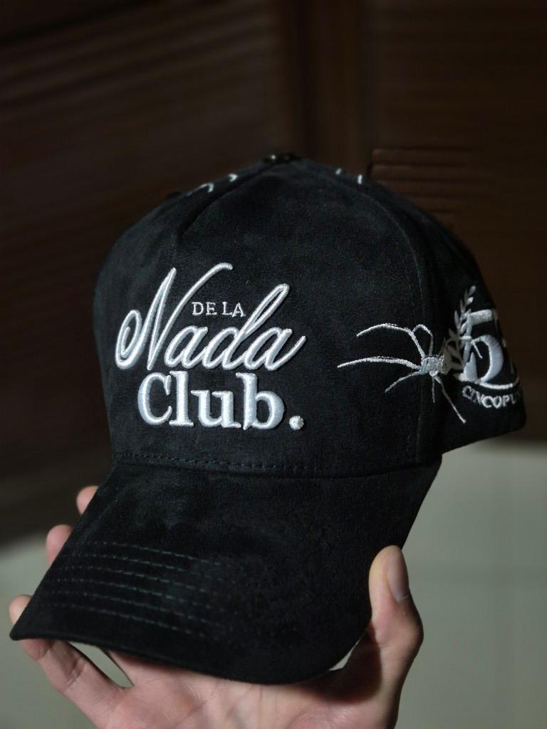 5.7 Hats De la nada club