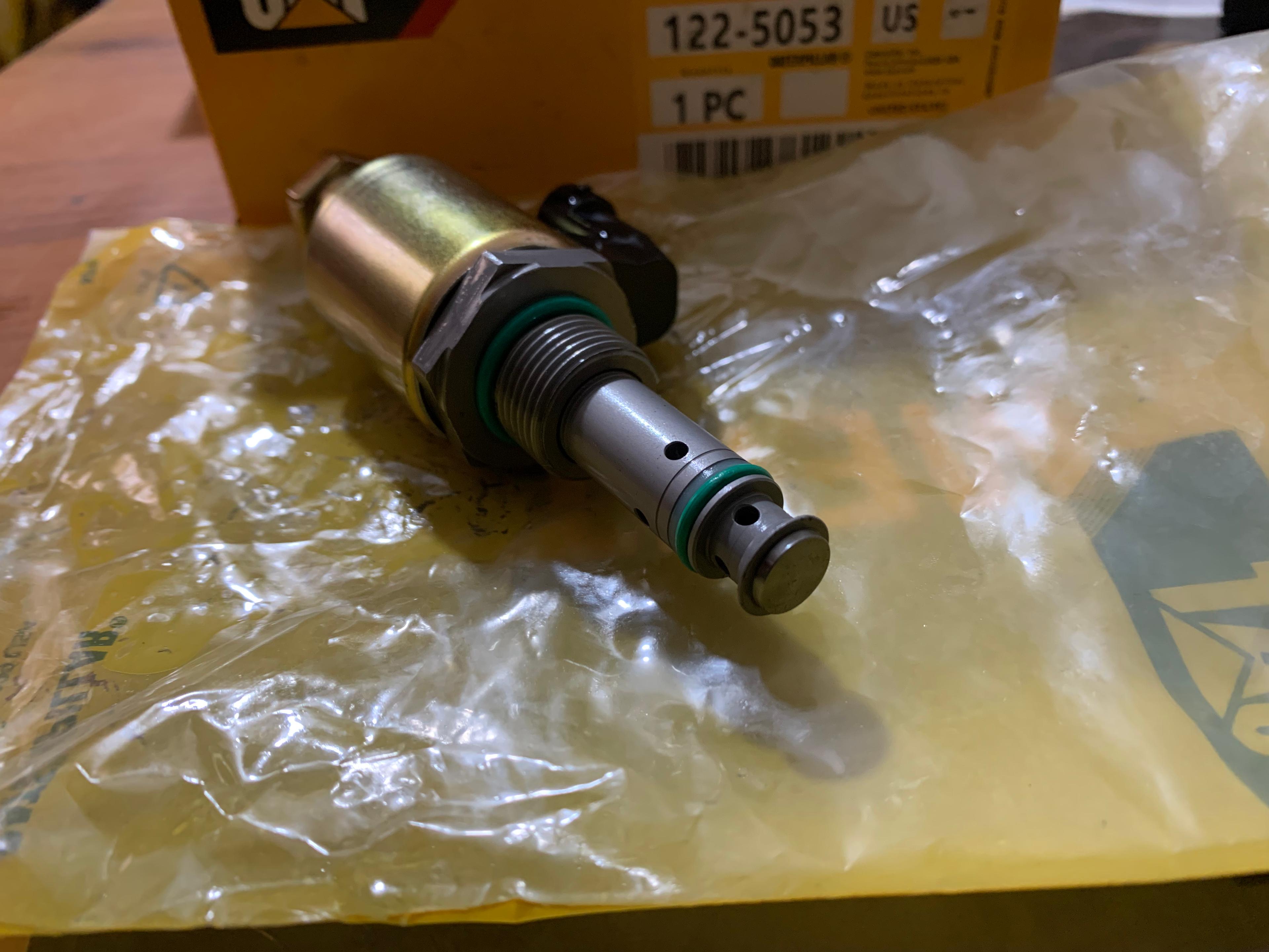 1225053-CAT SE VALVULA IAPCV