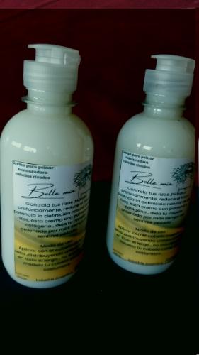 Crema para peinar restauradora de rizos