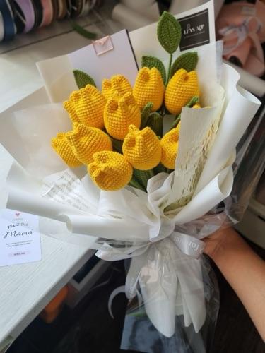 Doce Tulipanes