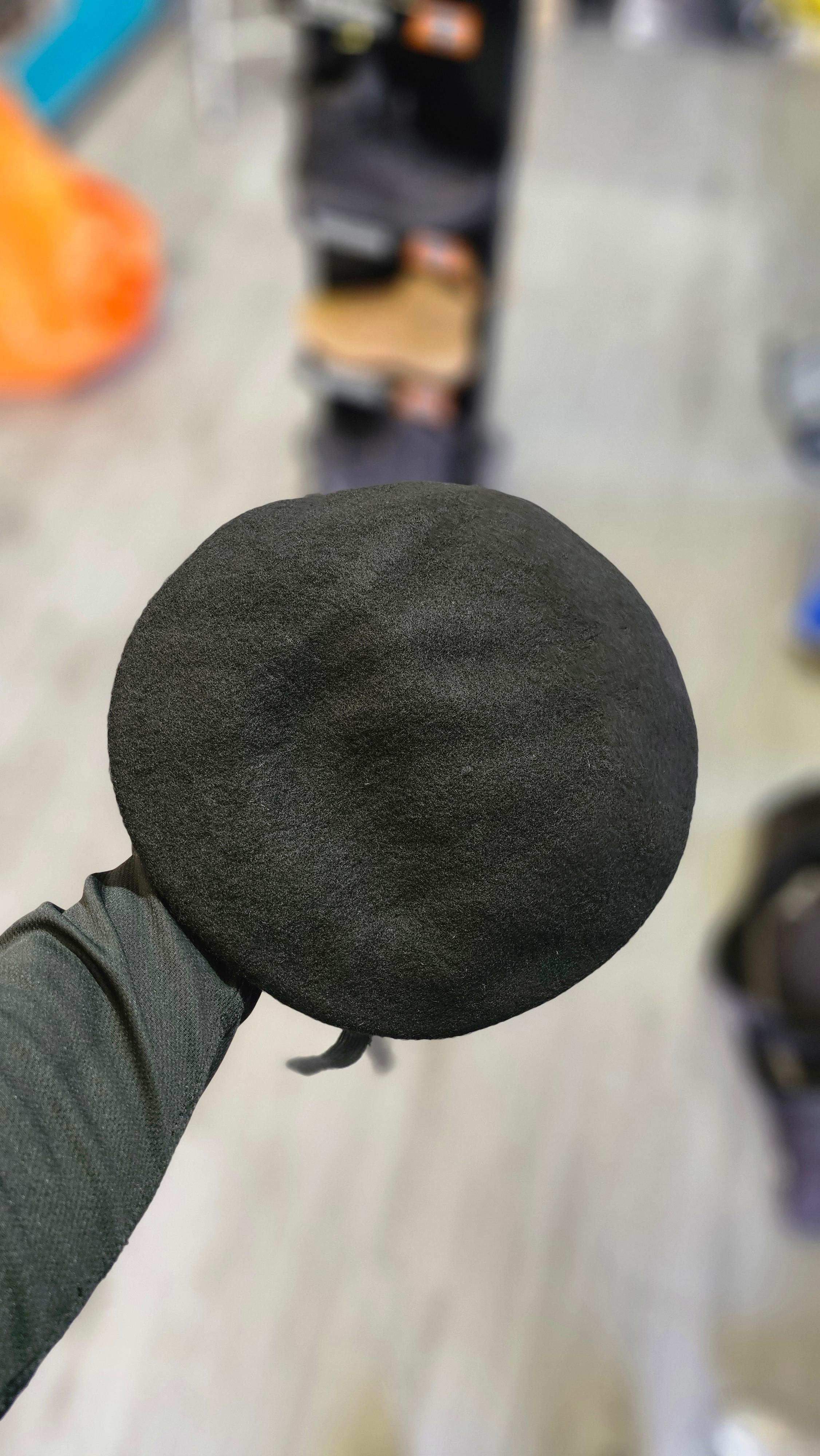 Miniatura 3 de Boina negra