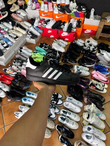 Adidas concha