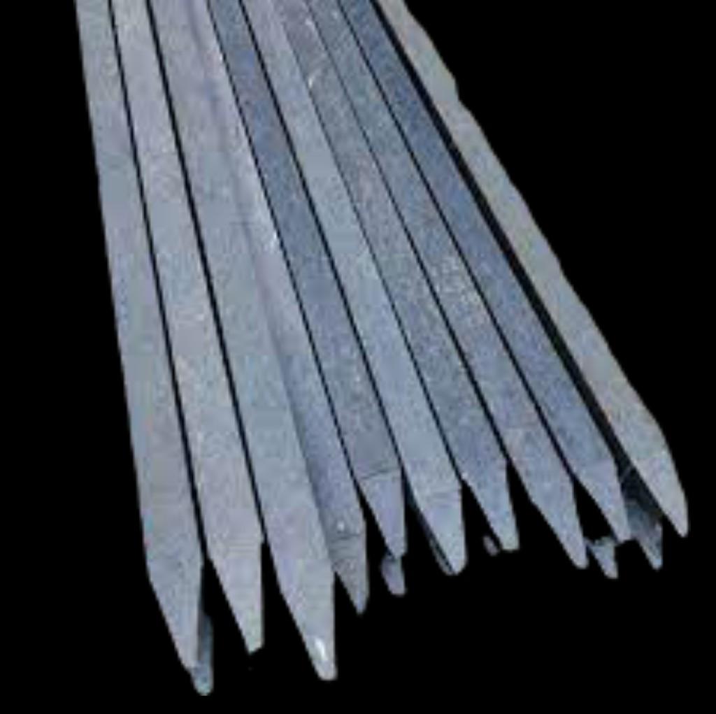 Estácon de 6*6*220