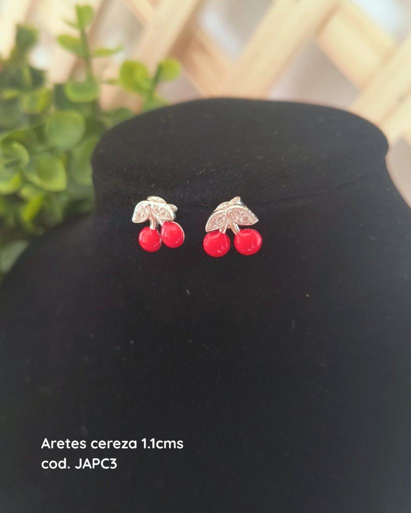 Aretes cereza Cod. JAPC3