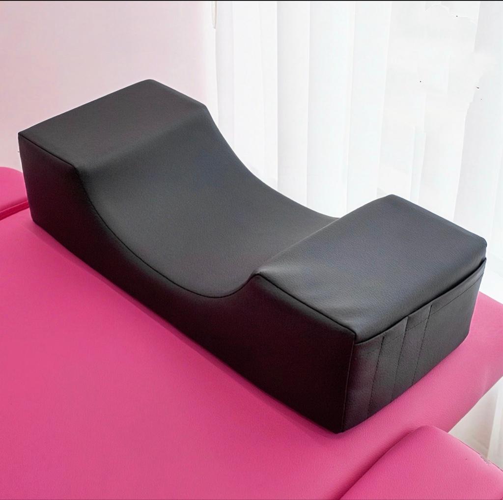 Miniatura 2 de ALMOHADA NEGRA DE TELA