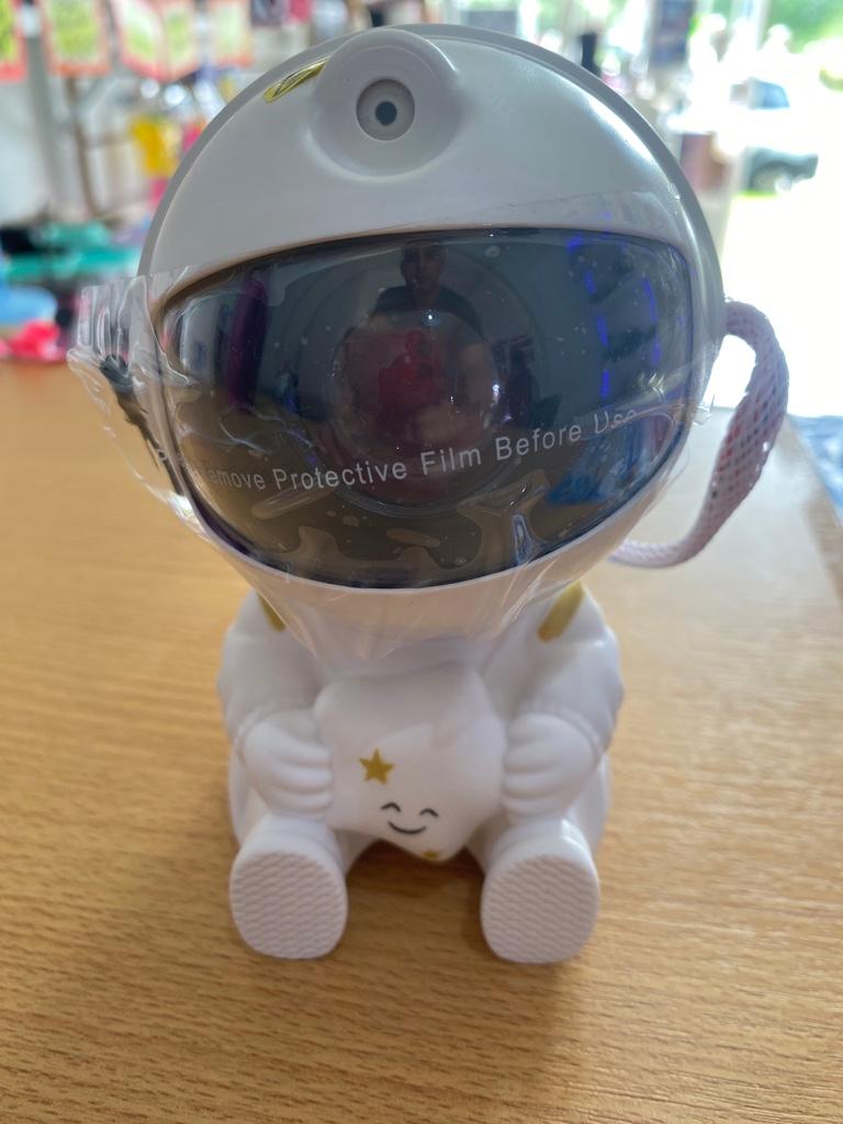 Astronauta proyector