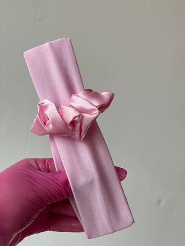 Accesorio para cabello rosa claro