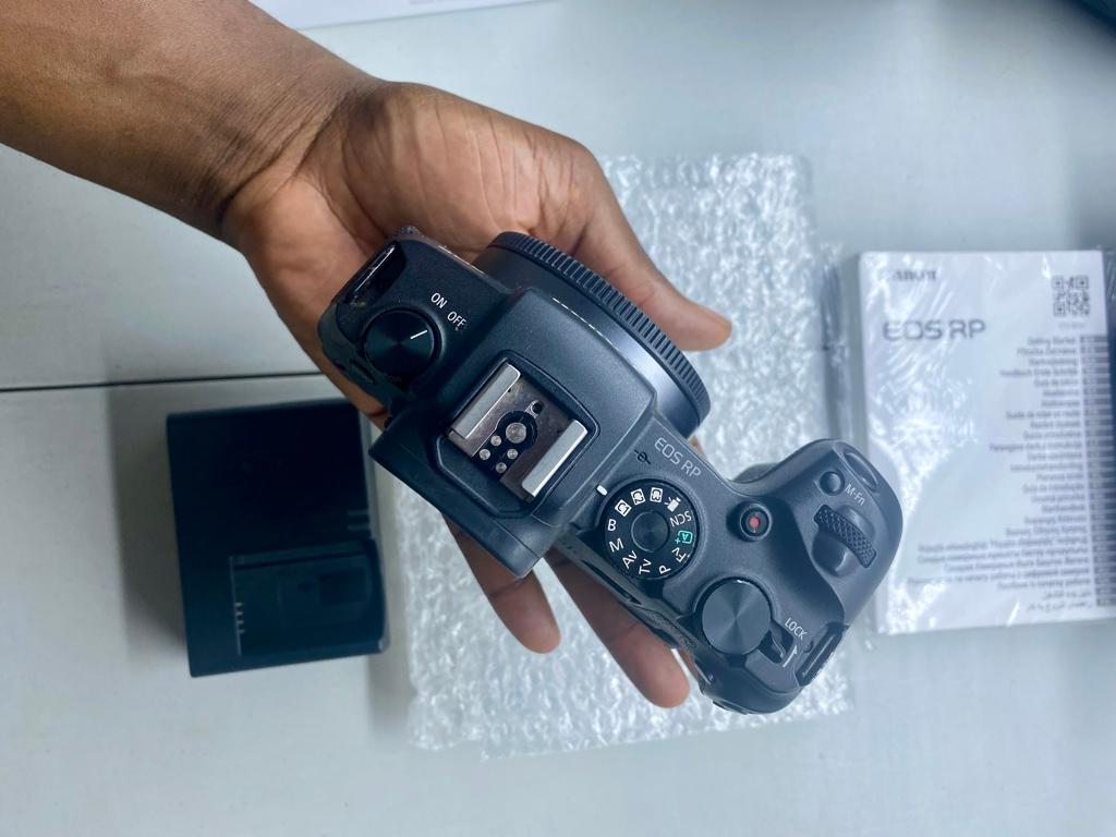 Miniatura 2 de 𝗖𝗮𝗻𝗼𝗻 𝗘𝗢𝗦 𝗥𝗣 (𝘴𝘦𝘮𝘪𝘯𝘰𝘷𝘢)
