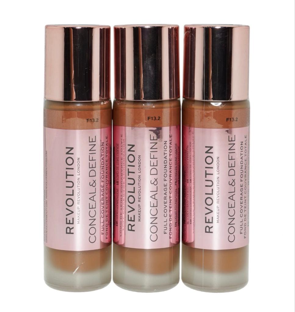 Base de Maquillaje Conceal & Define Revolution
