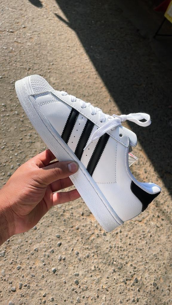 Miniatura 2 de 🔥Superstar blanco negro🔥