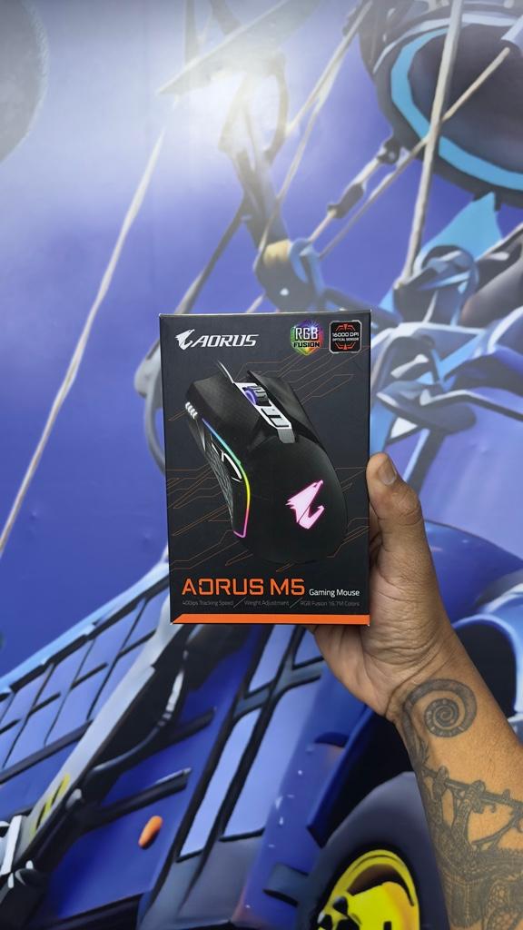 Aorus - M5