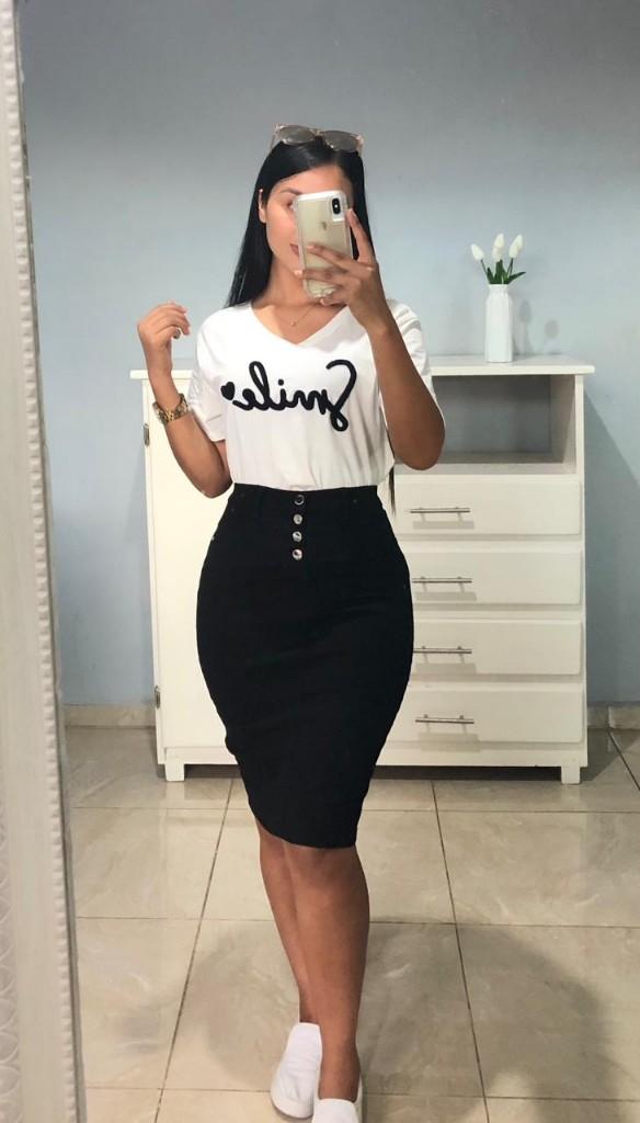 Falda 3/4 Negra de Gabardina