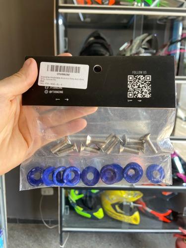 Arandela anodizada azul 6mm