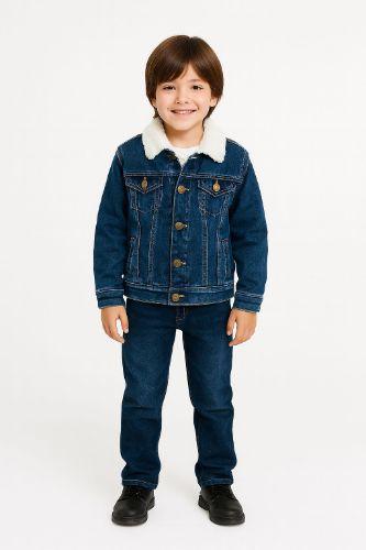 Chamarra de mezclilla con borrega