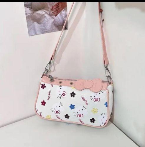 cartera Kitty lazo