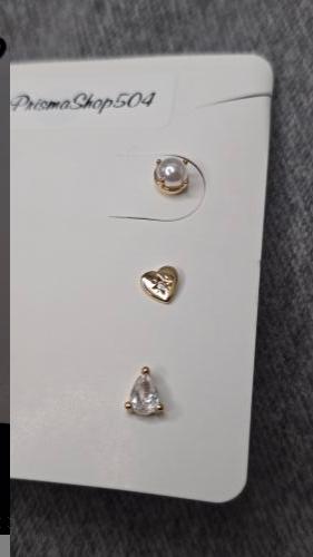 Aretes Estilo Studs (Dorado)