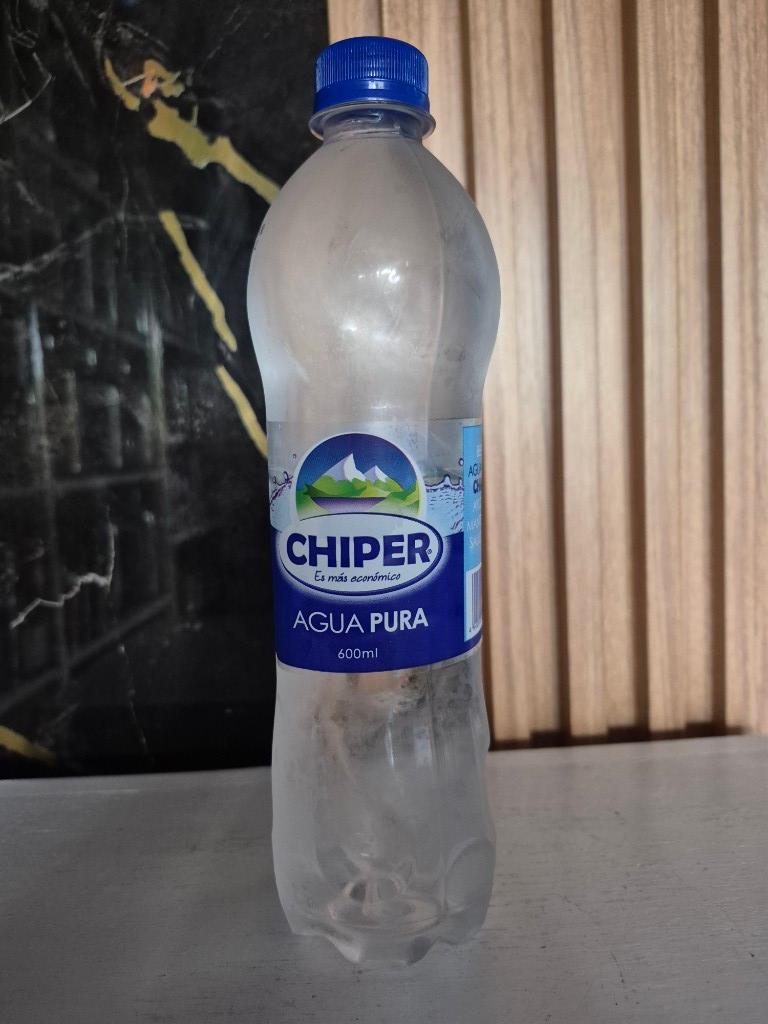 Agua pura chiper