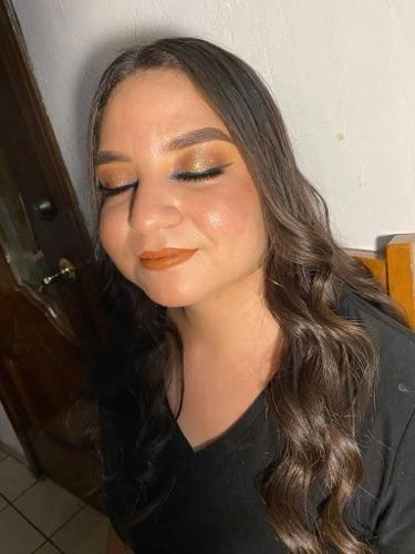 Miniatura 2 de Maquillaje social