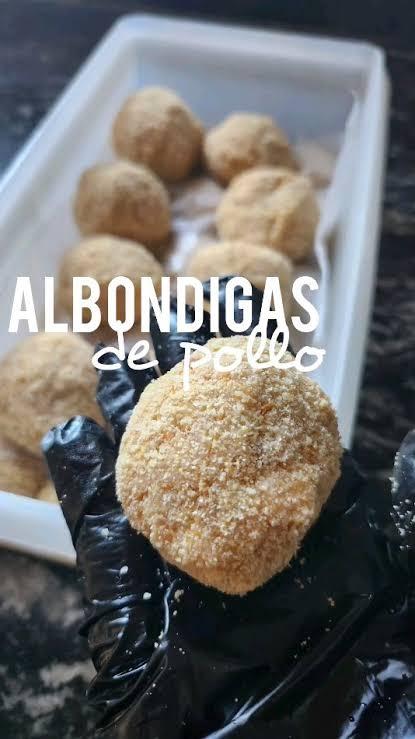 ALBÓNDIGAS DE POLLO