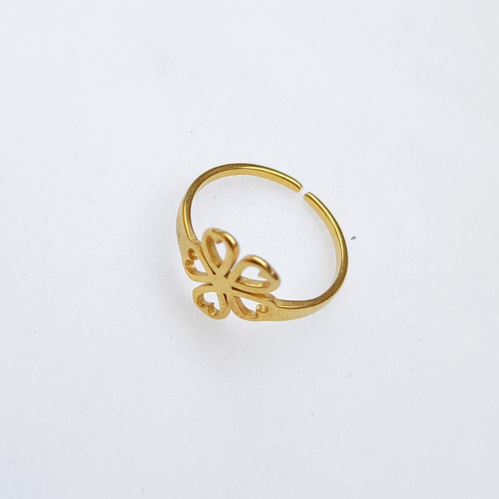 Anillo trébol de corazones