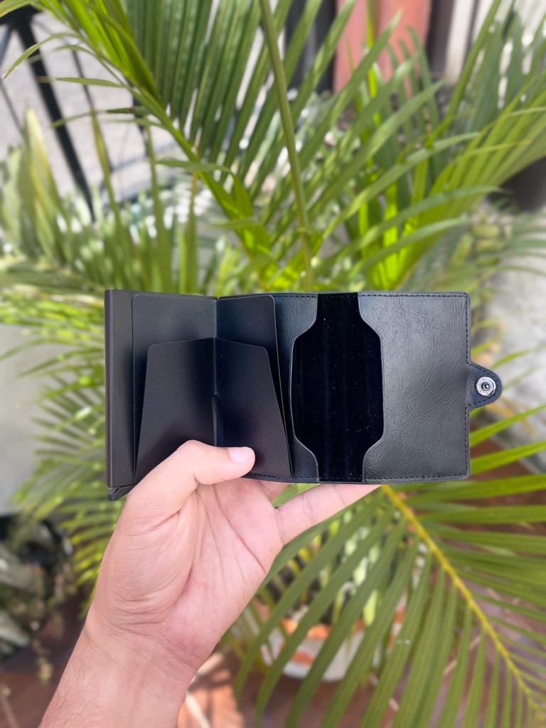 Miniatura 2 de Billetera con protección RFID