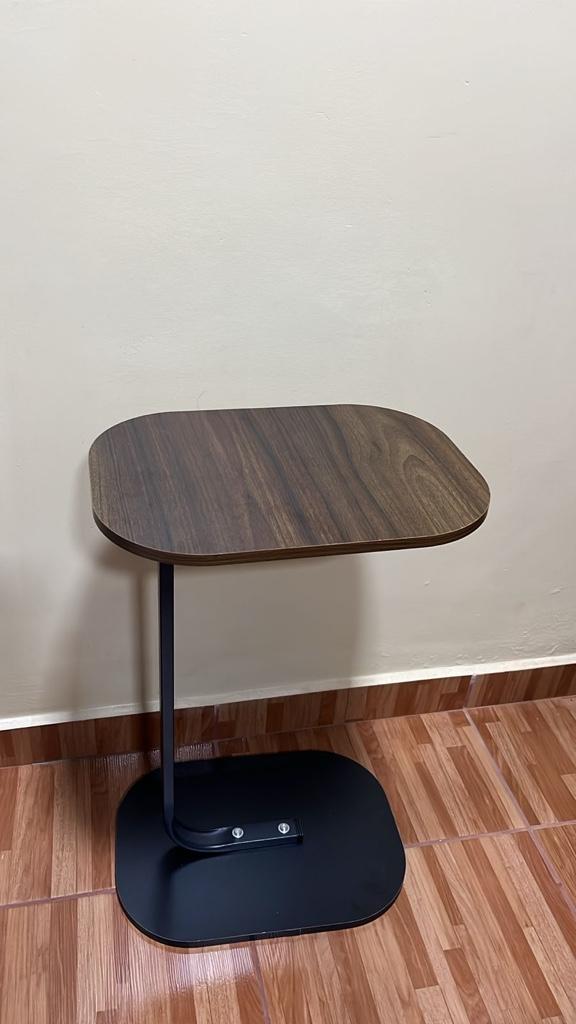 Mesa auxiliar tipo C