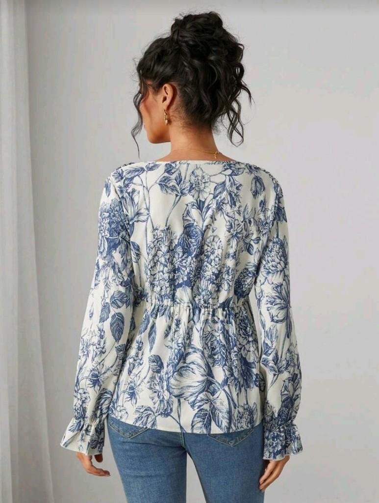 Miniatura 2 de Blusa manga larga estampada en azul