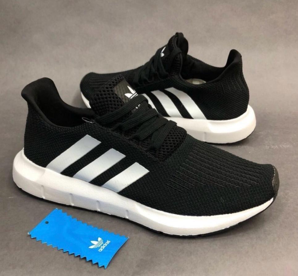 Adidas Swift Run