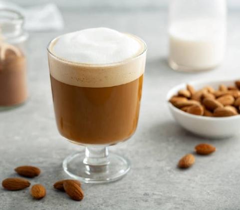 Cafe leche almendras