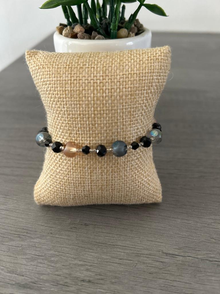01~ Pulsera de broche