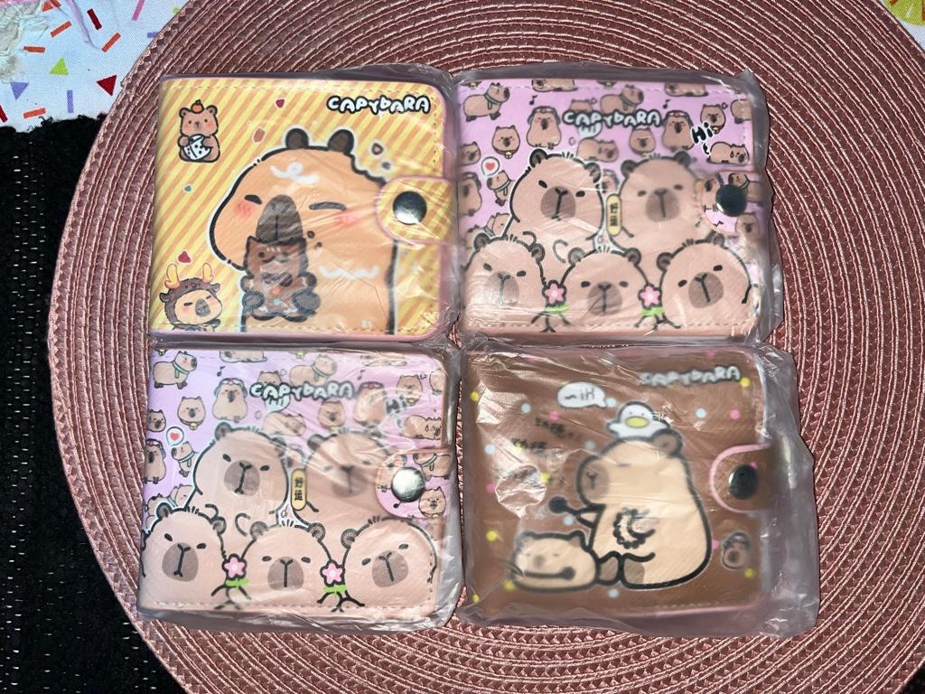 Miniatura 2 de Billeteras diseño Capibara
