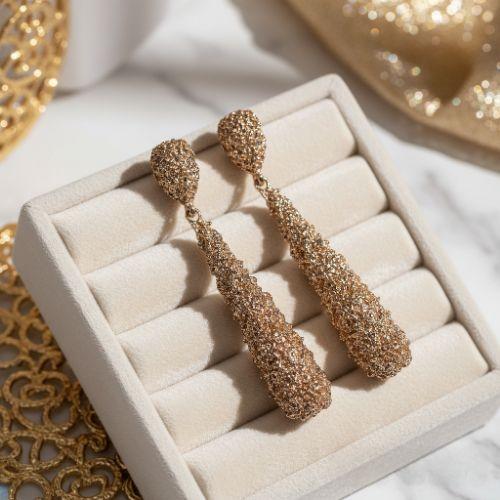 Aretes Chispa Dorada