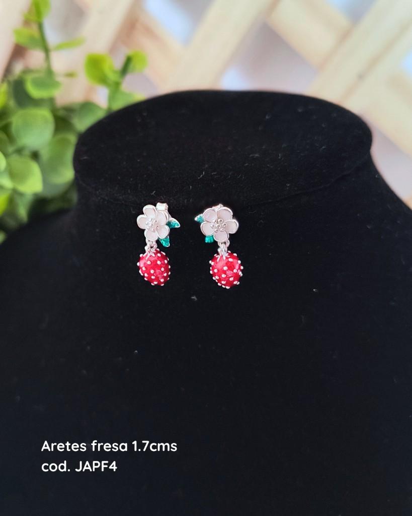 Aretes fresa Cod. JAPF4
