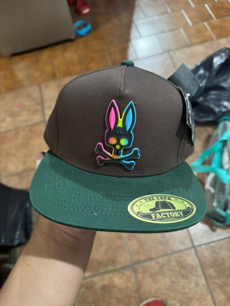 Gorra plana verde