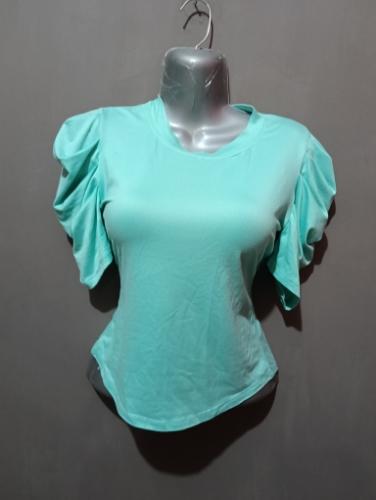 *Blusa verde claro con manga talla ch