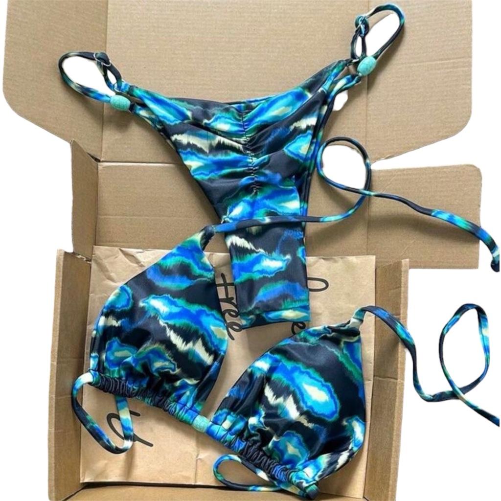 Bikini color azul estilo estampado, talla S