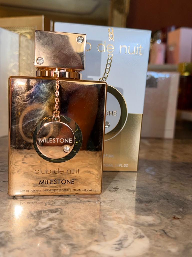 Miniatura 3 de Club de Nuit Milestone